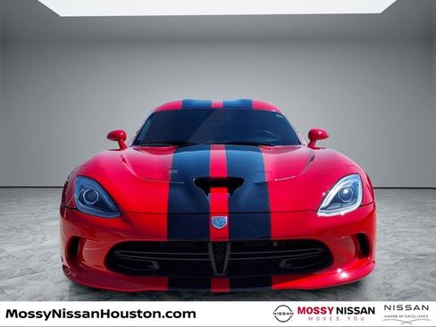 Used 2013 SRT Viper GTS w/ GTS Laguna Interior Pkg RWD image 3