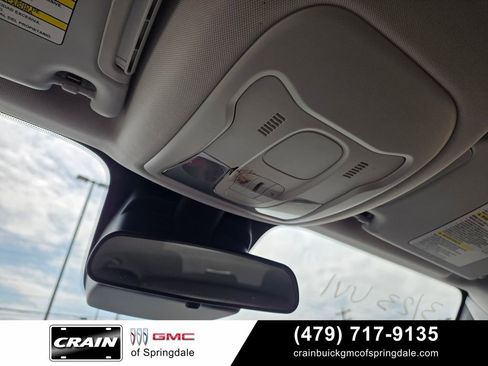 Used 2018 Jeep Renegade Latitude AWD/4WD image 20