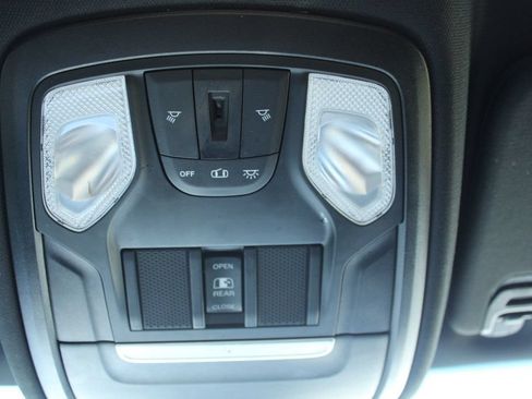 Used 2020 RAM 1500 Big Horn w/ Built-to-serve Edition RWD image 21