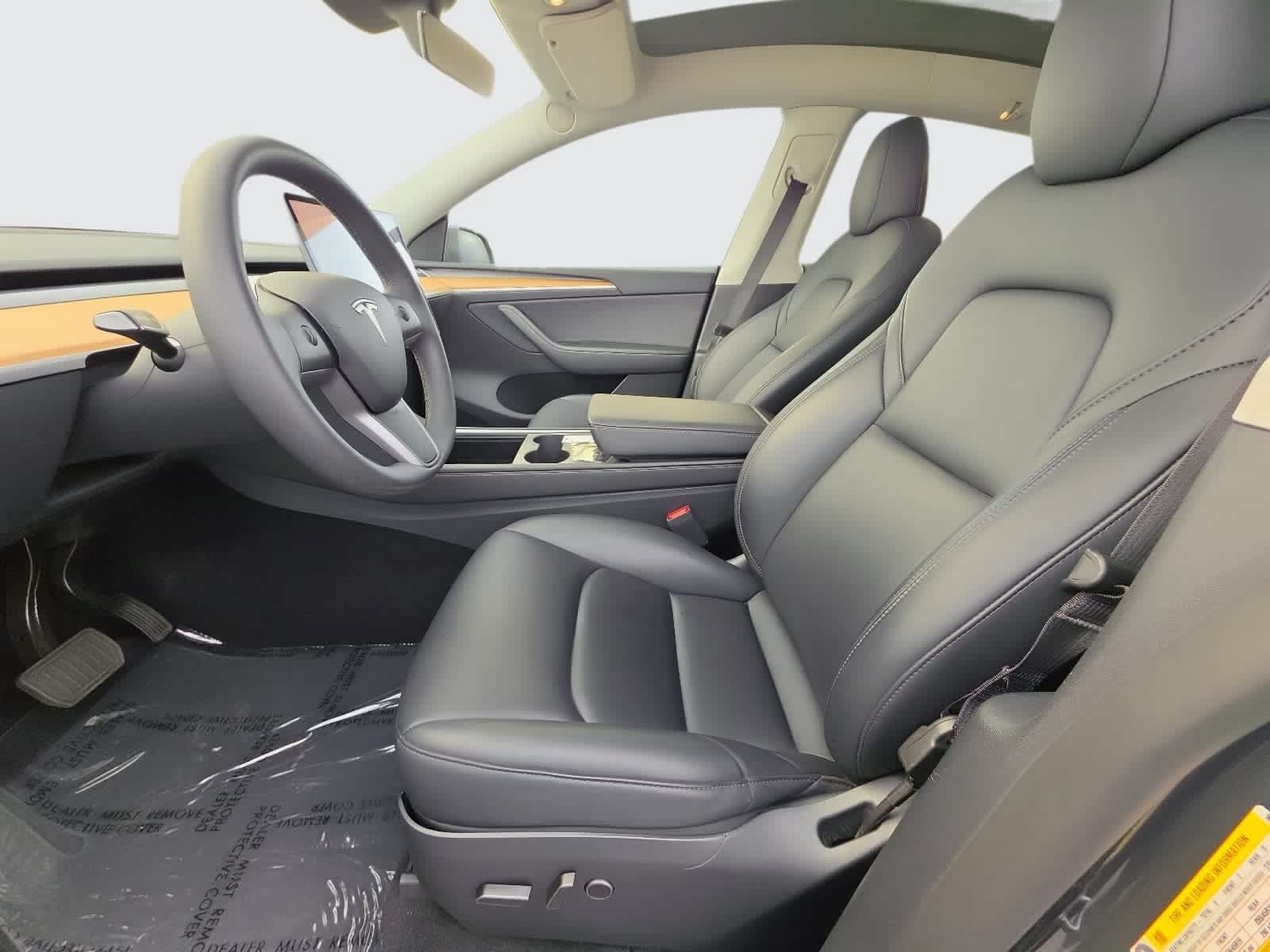 Used 2023 Tesla Model Y 2WD image 24