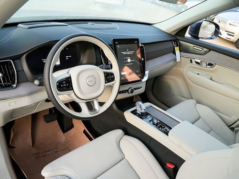New 2026 Volvo XC90 T8 Ultra image 11