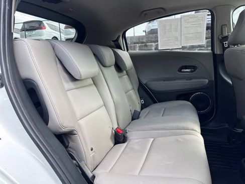 Used 2018 Honda HR-V EX-L image 36