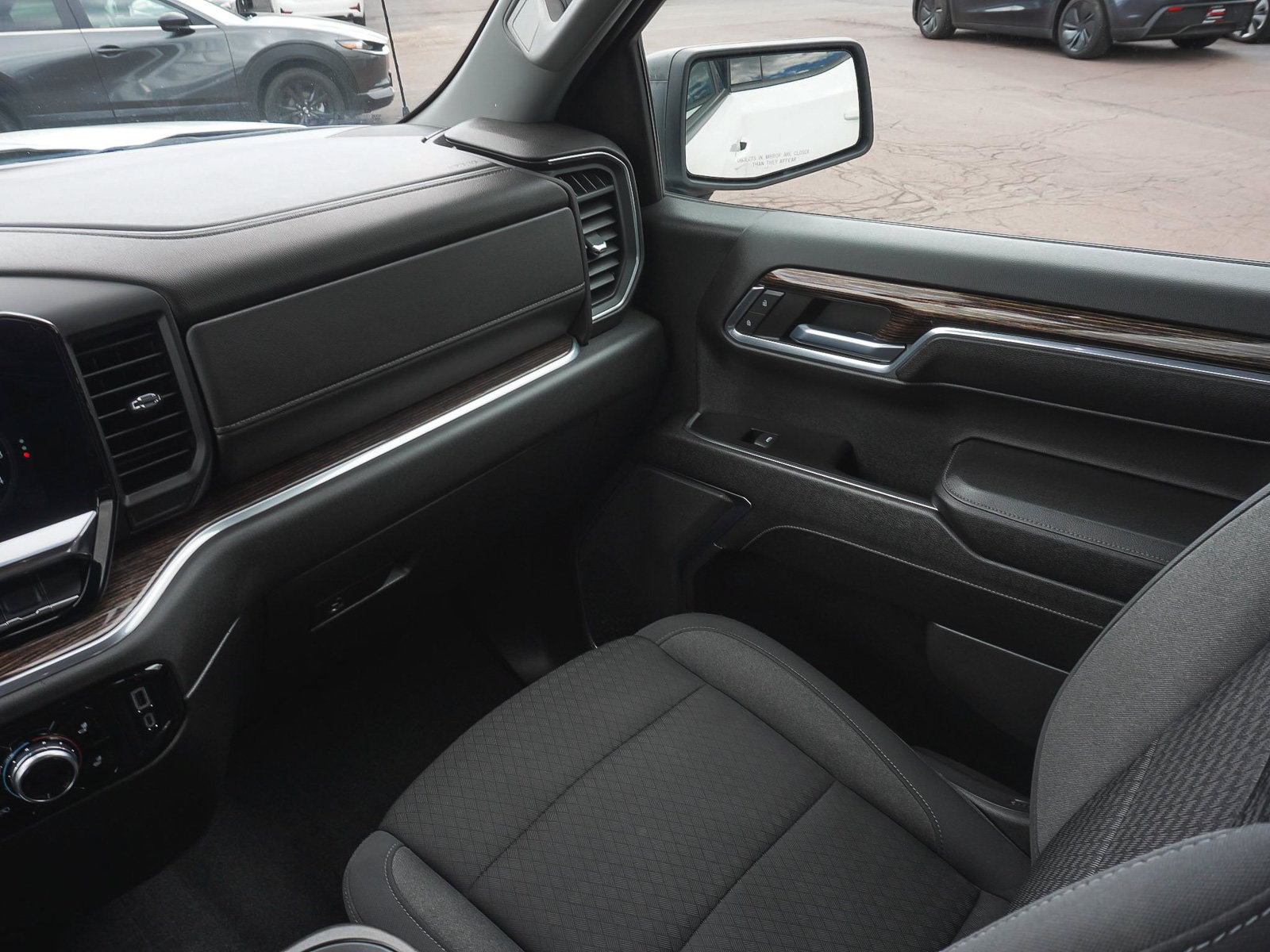Used 2023 GMC Sierra 1500 Elevation w/ X31 Off-Road Package AWD/4WD image 42