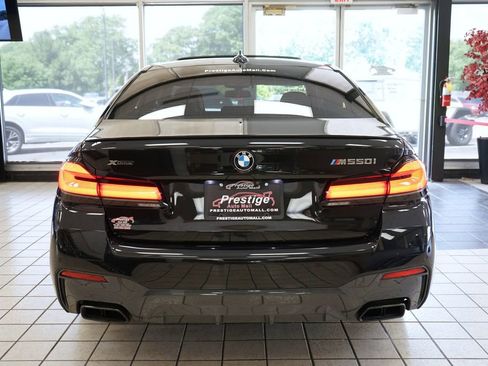 Used 2021 BMW M550i xDrive w/ Executive Package AWD/4WD image 18