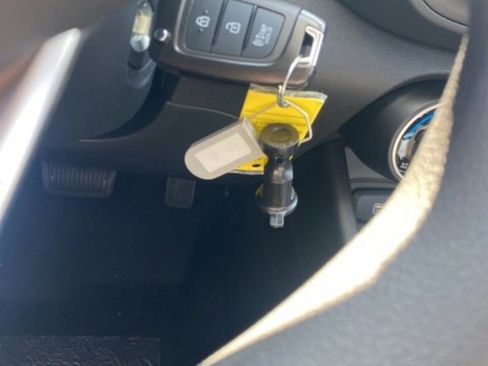 New 2026 Hyundai Venue SE image 23