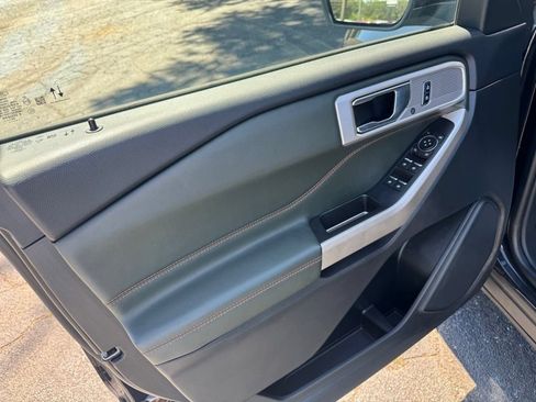 Used 2022 Ford Explorer Timberline w/ Timberline Technology Package AWD/4WD image 18