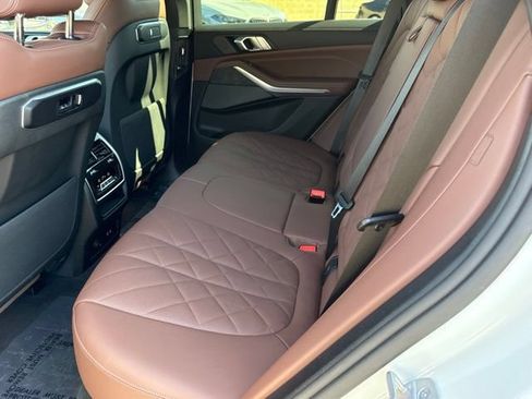 Used 2026 BMW X5 sDrive40i w/ Premium Package RWD image 32