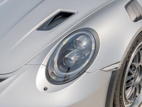 Used 2019 Porsche 911 GT3 RS RWD image 22
