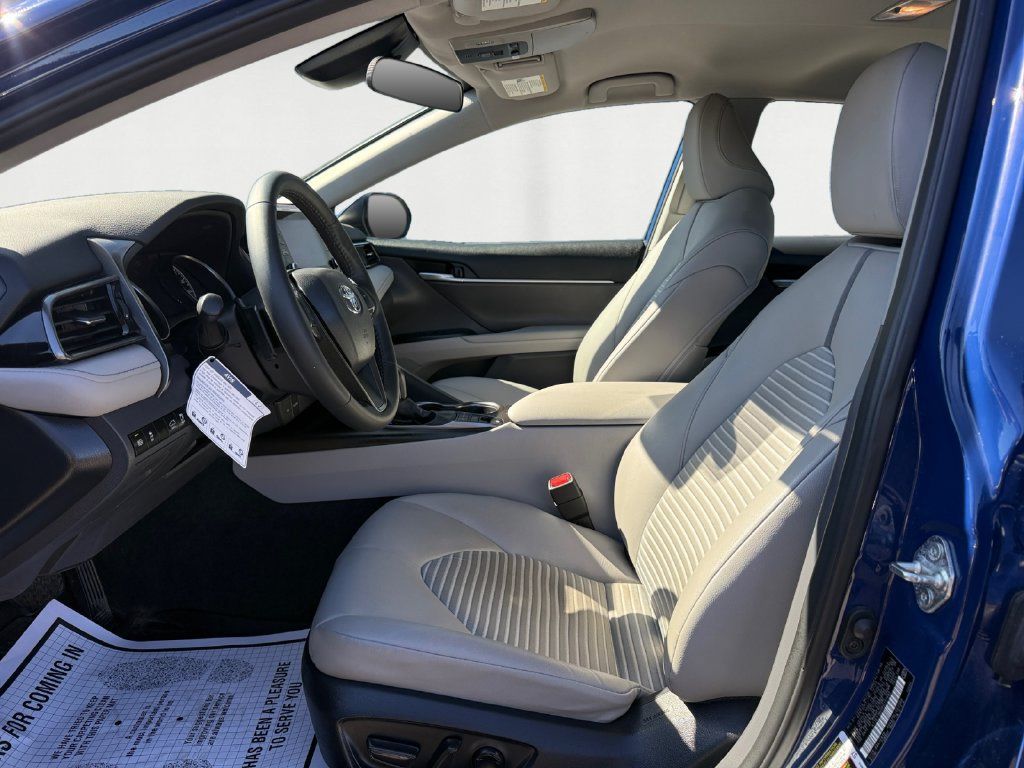 Used 2024 Toyota Camry SE w/ Cold Weather Package AWD/4WD image 9