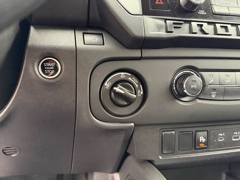 Used 2025 Nissan Frontier S image 22