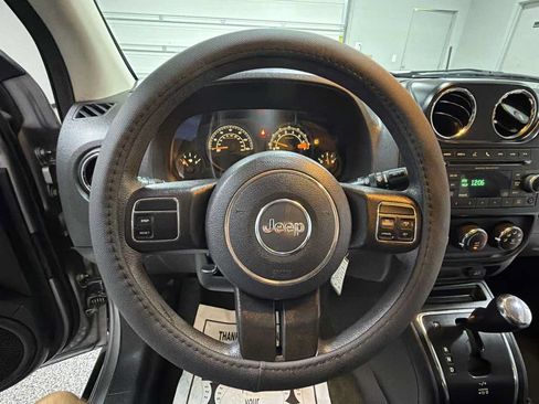 Used 2016 Jeep Compass Sport w/ Power Value Group FWD image 14