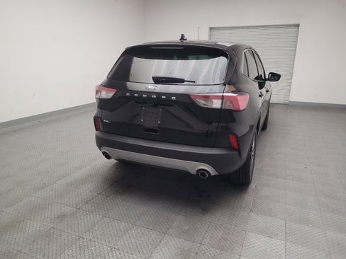 Used 2022 Ford Escape SEL image 7