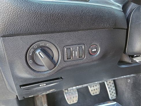 Used 2017 Dodge Challenger SRT Hellcat image 22