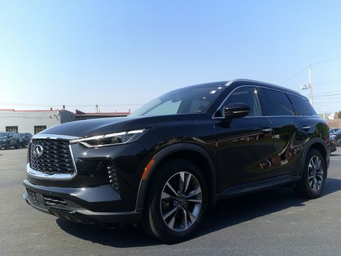 Used 2023 INFINITI QX60 Luxe w/ Cargo Package AWD/4WD image 1