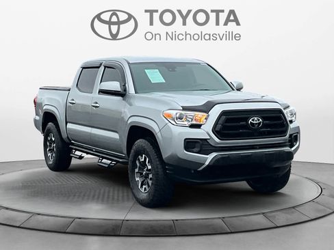 Used 2023 Toyota Tacoma SR image 8