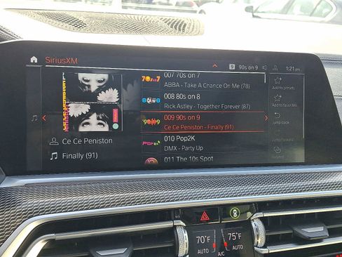 Used 2021 BMW X5 xDrive40i w/ M Sport Package image 18