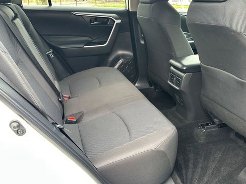 Used 2025 Toyota RAV4 LE AWD/4WD image 12