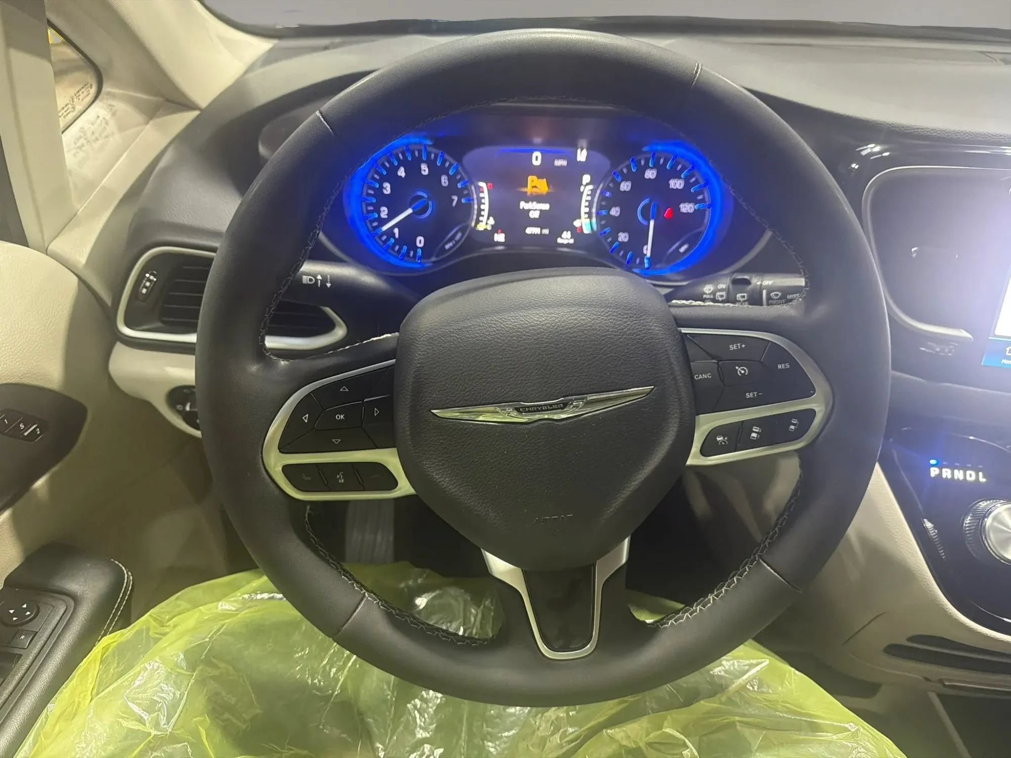 Used 2023 Chrysler Pacifica Touring-L FWD image 20