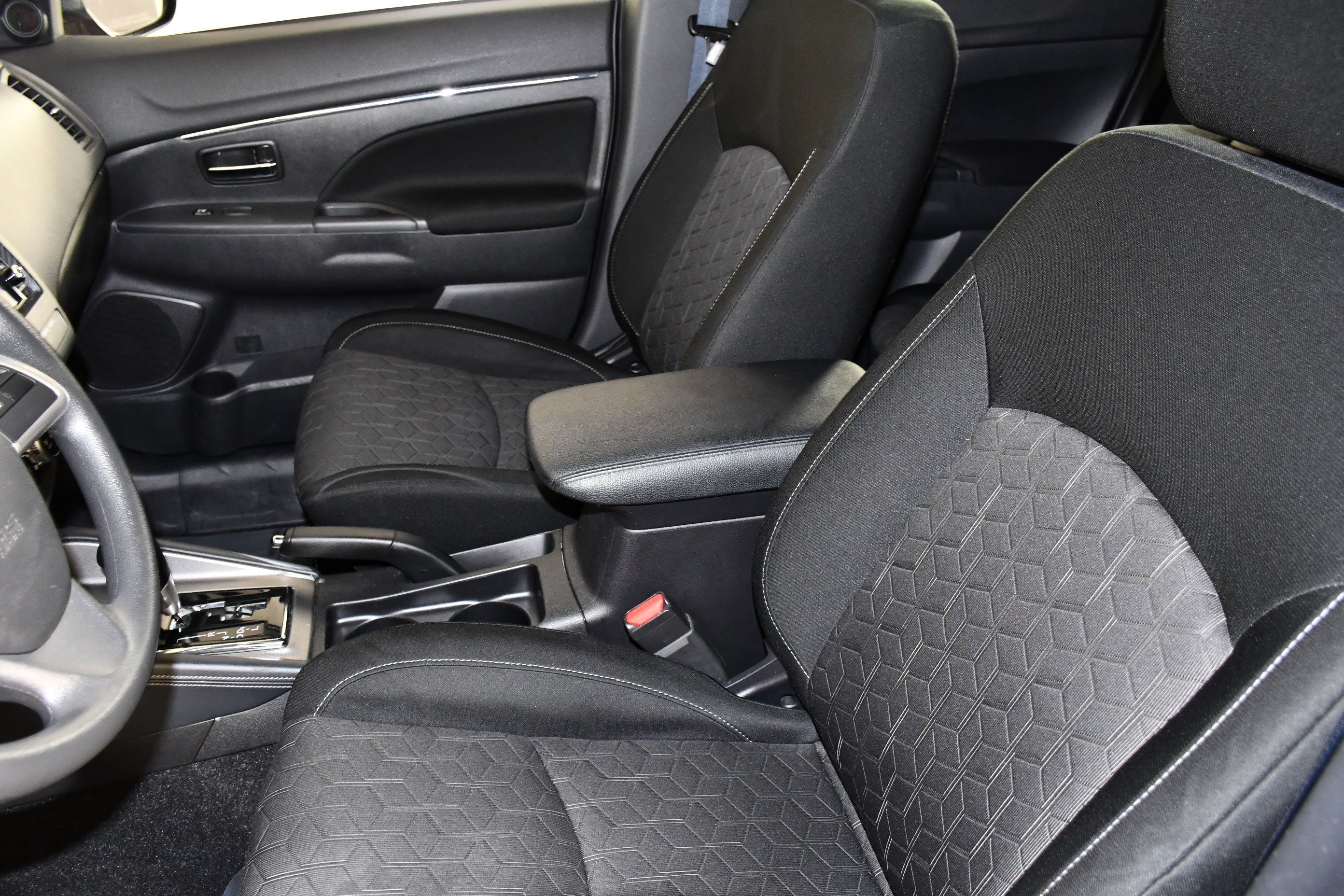 Used 2024 Mitsubishi Outlander Sport ES AWD/4WD image 36