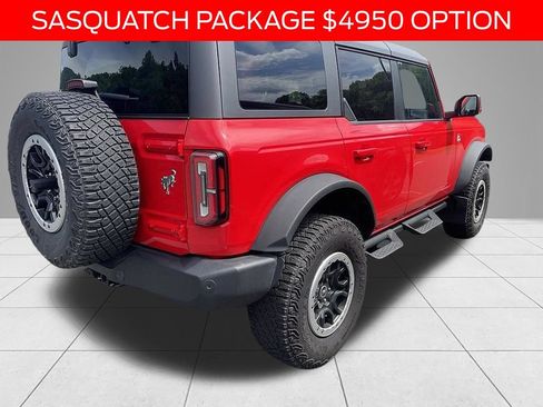 Used 2023 Ford Bronco Outer Banks w/ Sasquatch Package AWD/4WD image 5