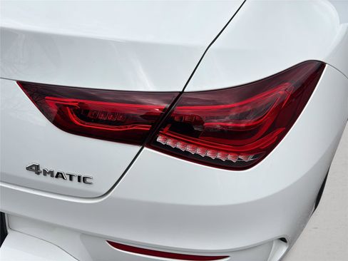 Used 2023 Mercedes-Benz CLA 250 4MATIC image 14