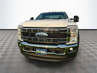 New 2025 Ford F550 4x4 Regular Cab Super Duty video 2