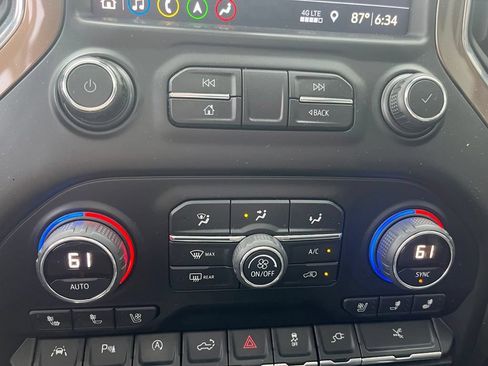 Used 2019 Chevrolet Silverado 1500 High Country w/ Trailer Camera Package AWD/4WD image 17
