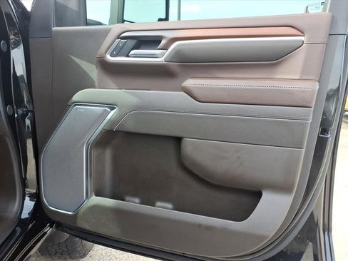 Used 2025 GMC Sierra 2500 Denali image 13