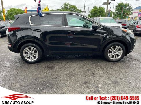 Used 2019 Kia Sportage LX AWD/4WD image 13