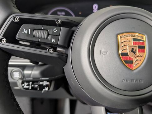 New 2026 Porsche 911 Carrera 4S image 36