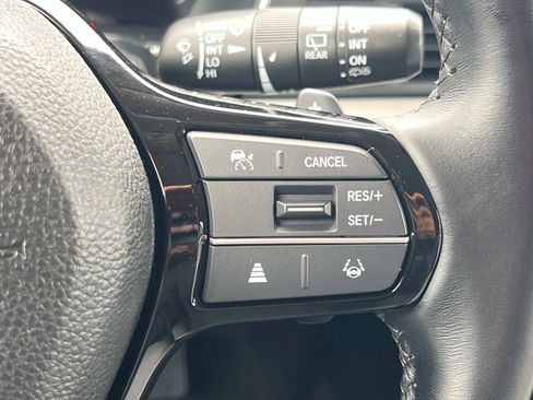 Used 2024 Honda Pilot EX-L image 10