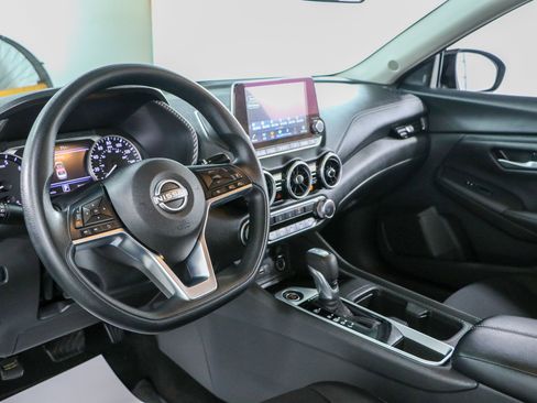 Used 2025 Nissan Sentra SV FWD image 22