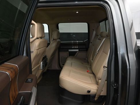 Used 2020 Ford F150 Lariat image 14