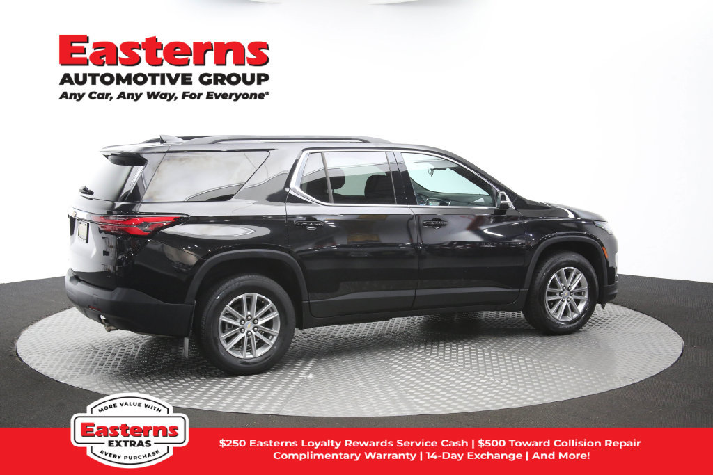 Used 2023 Chevrolet Traverse LT FWD image 47
