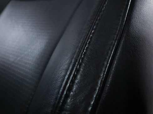 Used 2021 Toyota Tacoma Limited image 23