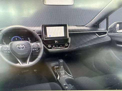 Used 2026 Toyota Corolla SE FWD image 4
