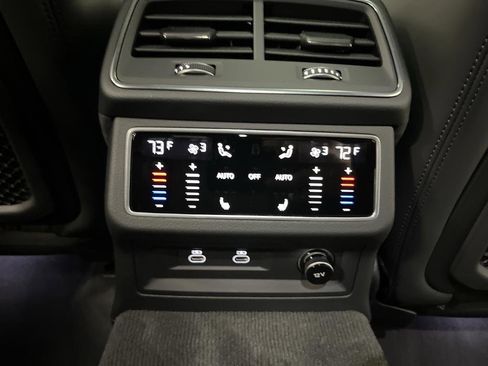 Used 2023 Audi RS 7 Sportback w/ Carbon Optic Package image 33