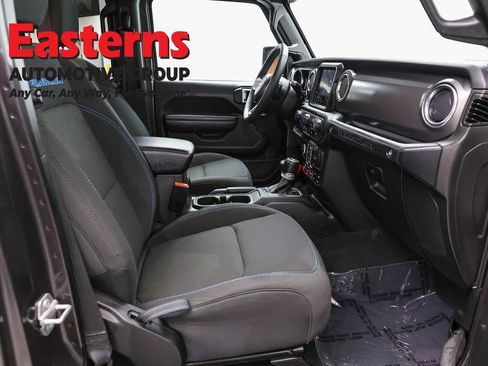 Used 2023 Jeep Wrangler Unlimited Rubicon 4xe w/ Cold Weather Group AWD/4WD image 26