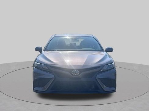 Used 2024 Toyota Camry SE FWD image 11