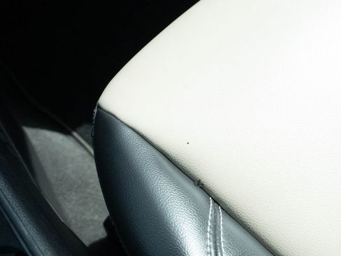 Used 2019 Ford Escape SEL FWD image 30