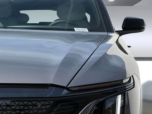 Certified 2024 Cadillac Lyriq Sport image 10