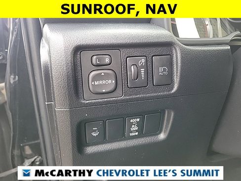 Used 2020 Toyota 4Runner Venture image 11