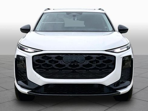 New 2026 Audi Q3 quattro 2.0T AWD/4WD image 3