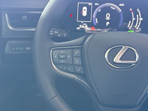 Certified 2026 Lexus UX 300h FWD w/ Accessory Package (Z2) image 15