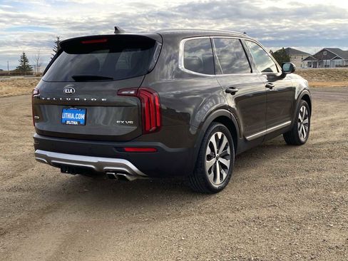 Used 2021 Kia Telluride EX w/ EX Premium Package image 12