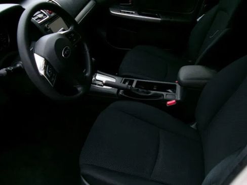 Used 2016 Subaru Impreza 2.0i AWD/4WD image 12