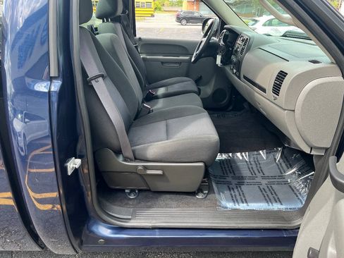 Used 2011 Chevrolet Silverado 1500 W/T RWD image 21