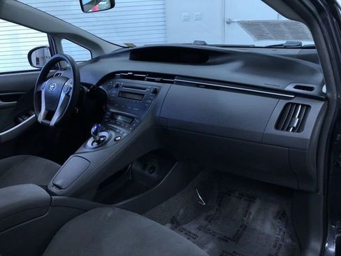 Used 2010 Toyota Prius Two FWD image 23