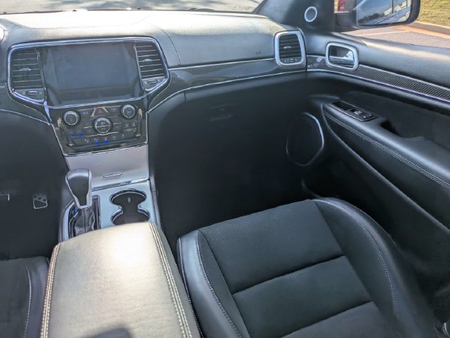 Used 2021 Jeep Grand Cherokee SRT AWD/4WD image 18
