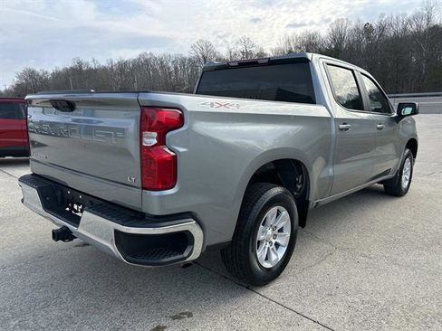 Used 2025 Chevrolet Silverado 1500 LT image 4